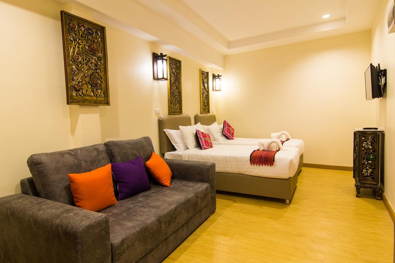 Suan Dok Gate Guesthouse Чиангмай Экстерьер фото